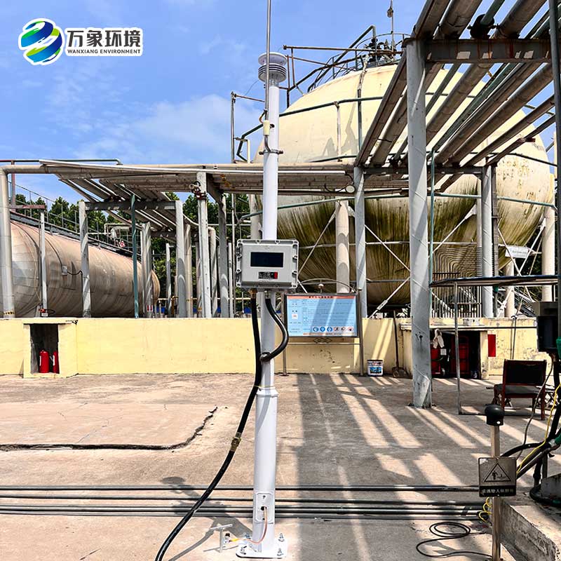 防爆自動氣象站針對化工廠、油庫等特殊場所的防爆監測